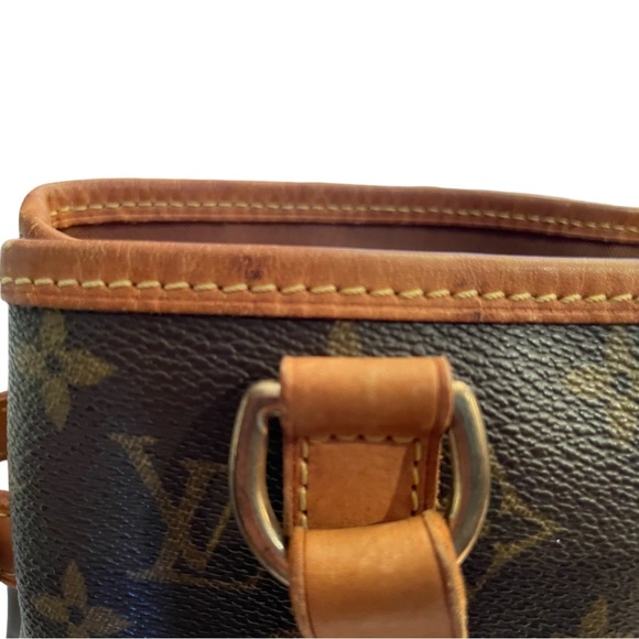 Louis Vuitton Batignolles Vintage Handbag in Monogram Canvas. Authentic - Picture 12 of 15